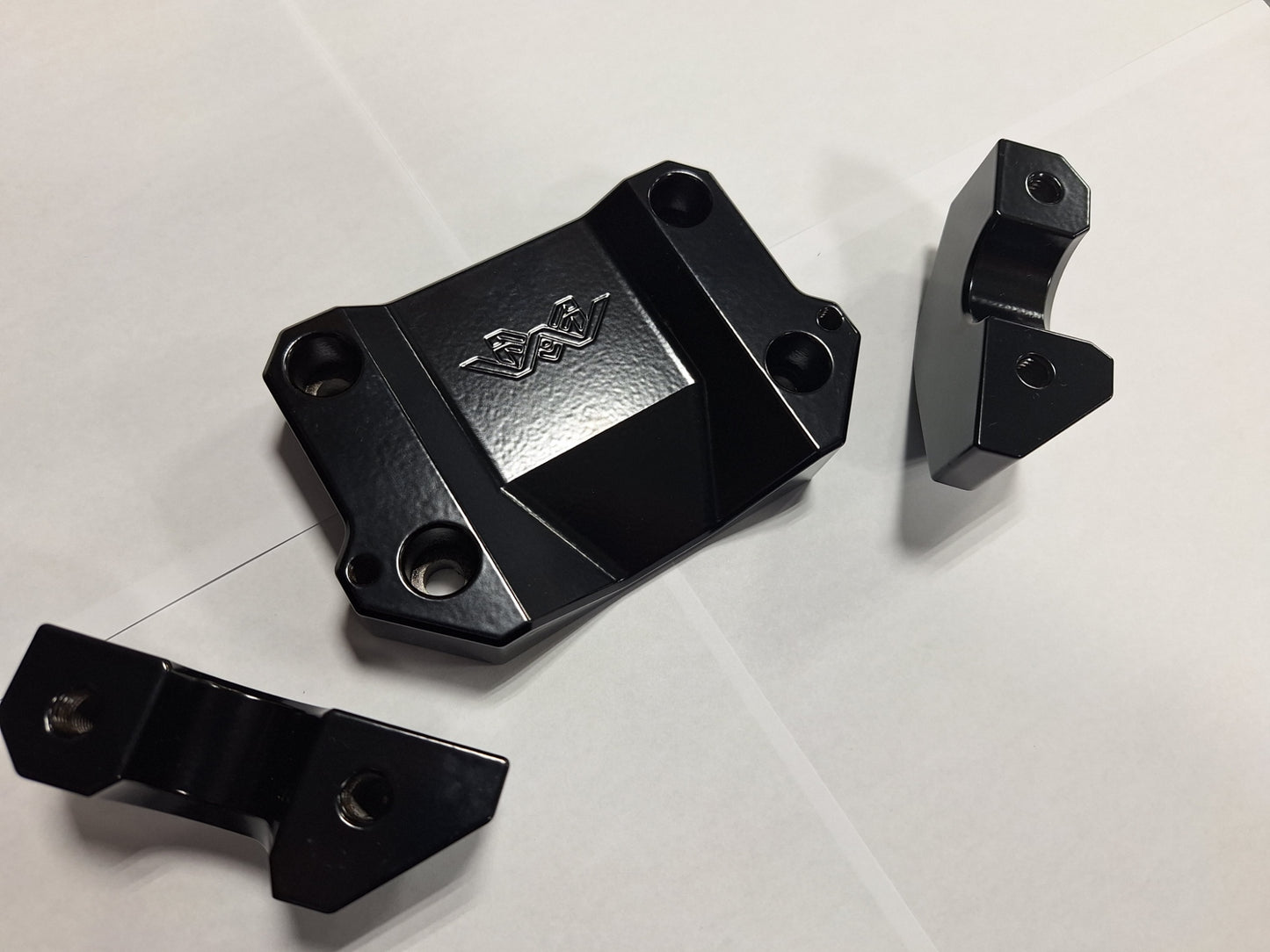 RH975 Low Profile handle bar clamp